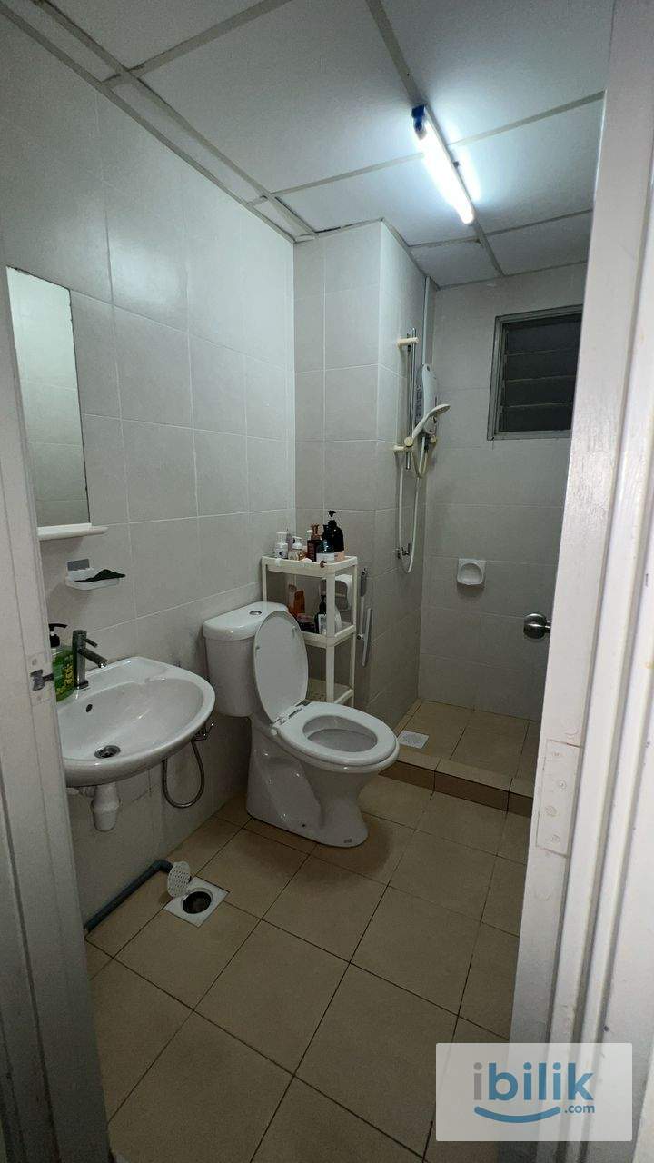 Small Room - Image 2