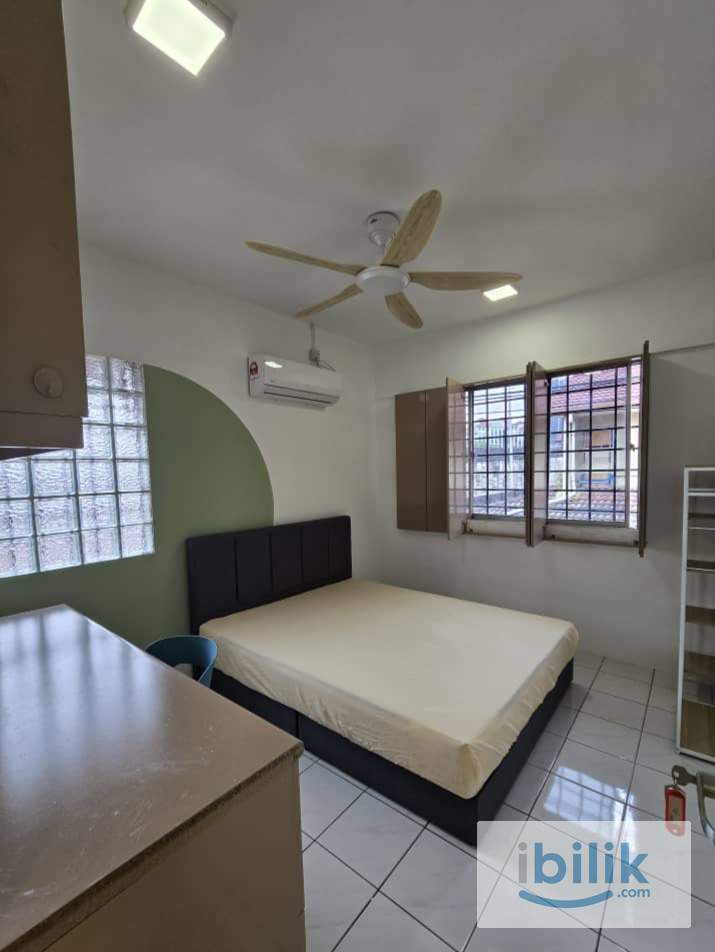 Queen Room near Taylor University , Sunway Pyramid , PJS7  - Image 1