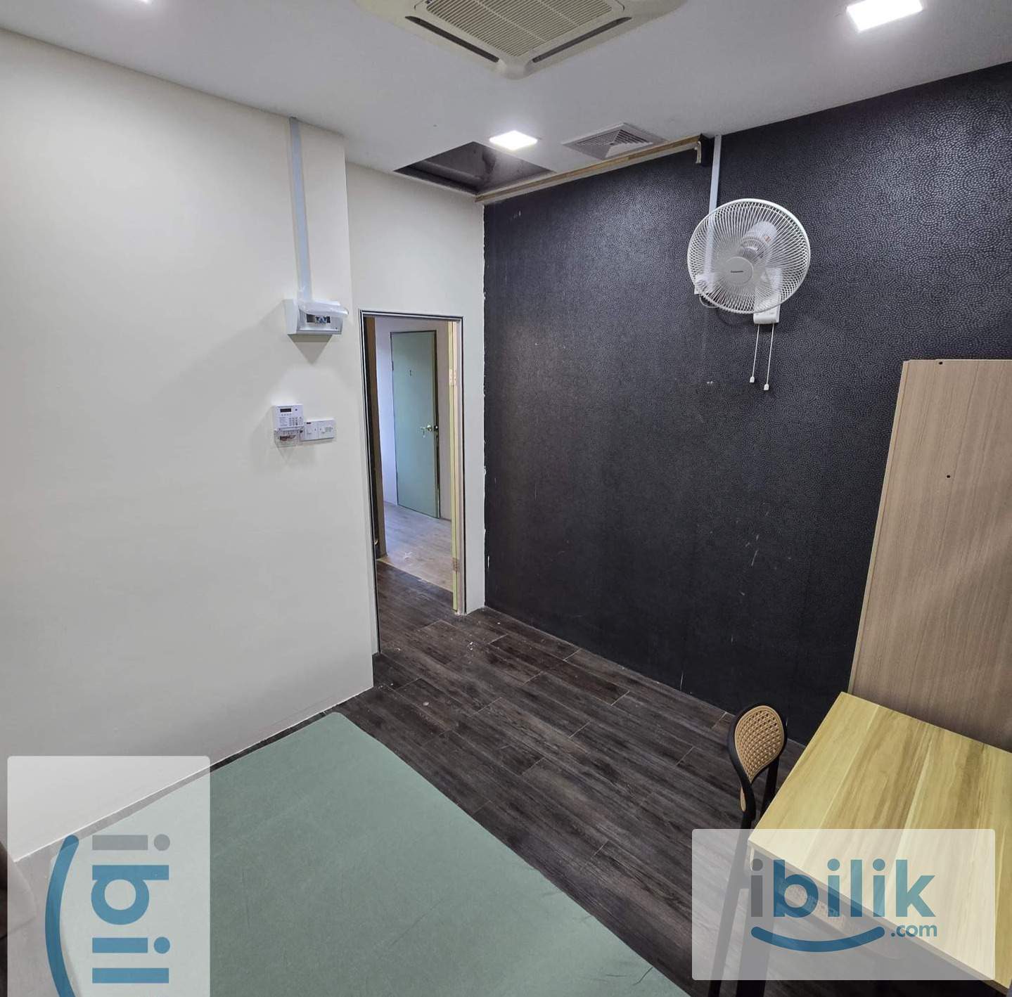 Single Aircond Room 3 min walk LRT Kelana Jaya Station - Image 1