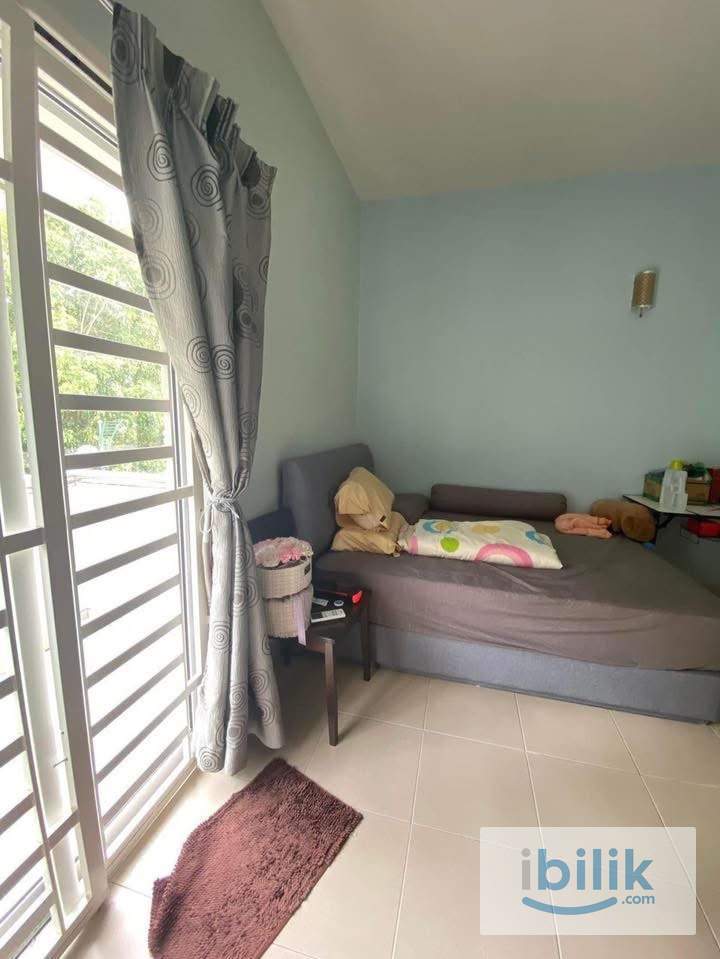 Master Room with Balcony For Rent @ Bayan Lepas - Image 2