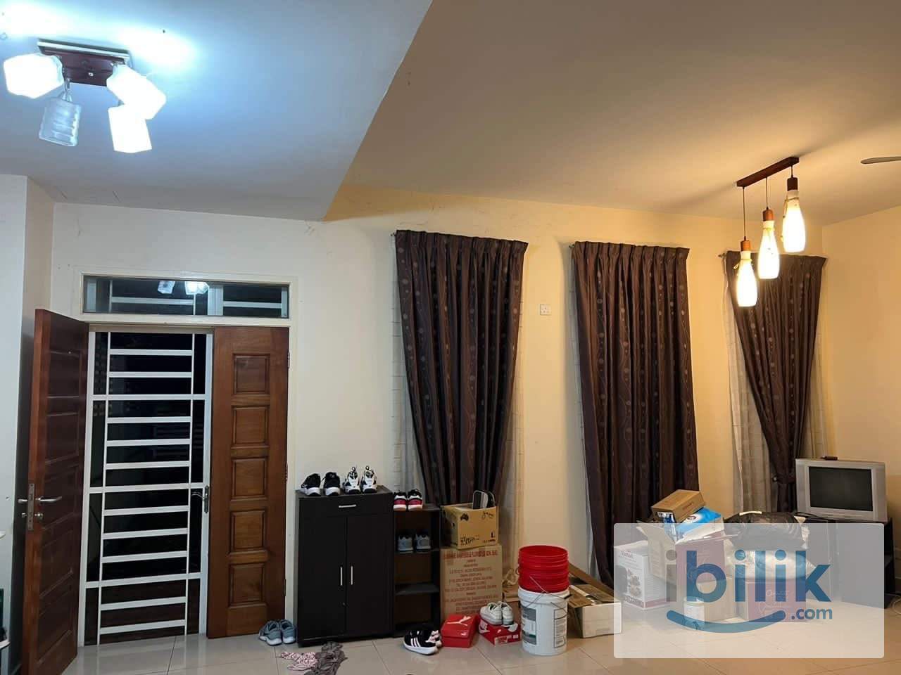 Master room with balcony For rent @ Bayan lepas - Image 3