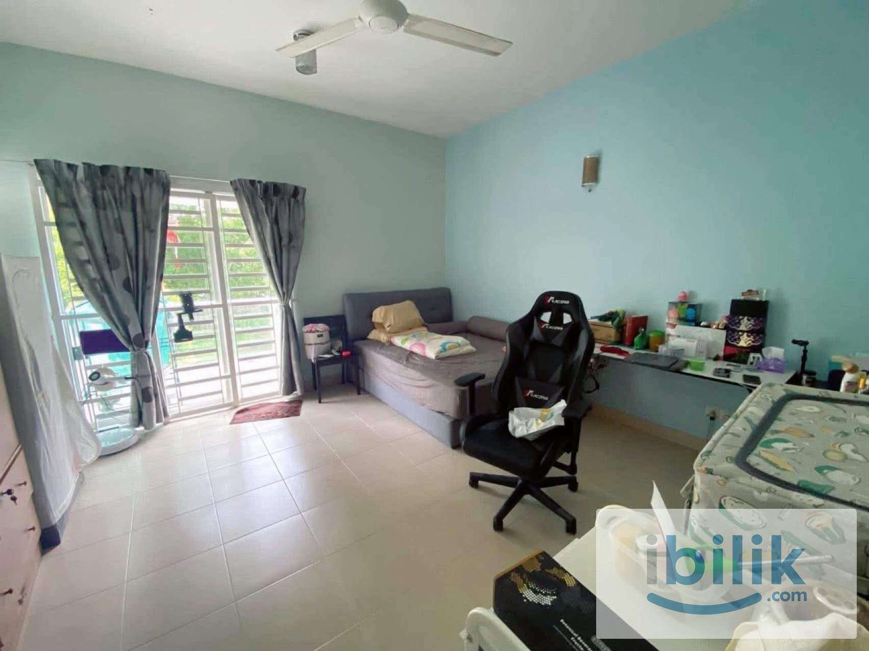 Landed Master Room with Balcony for Rent @ Bayan lepas - Image 1