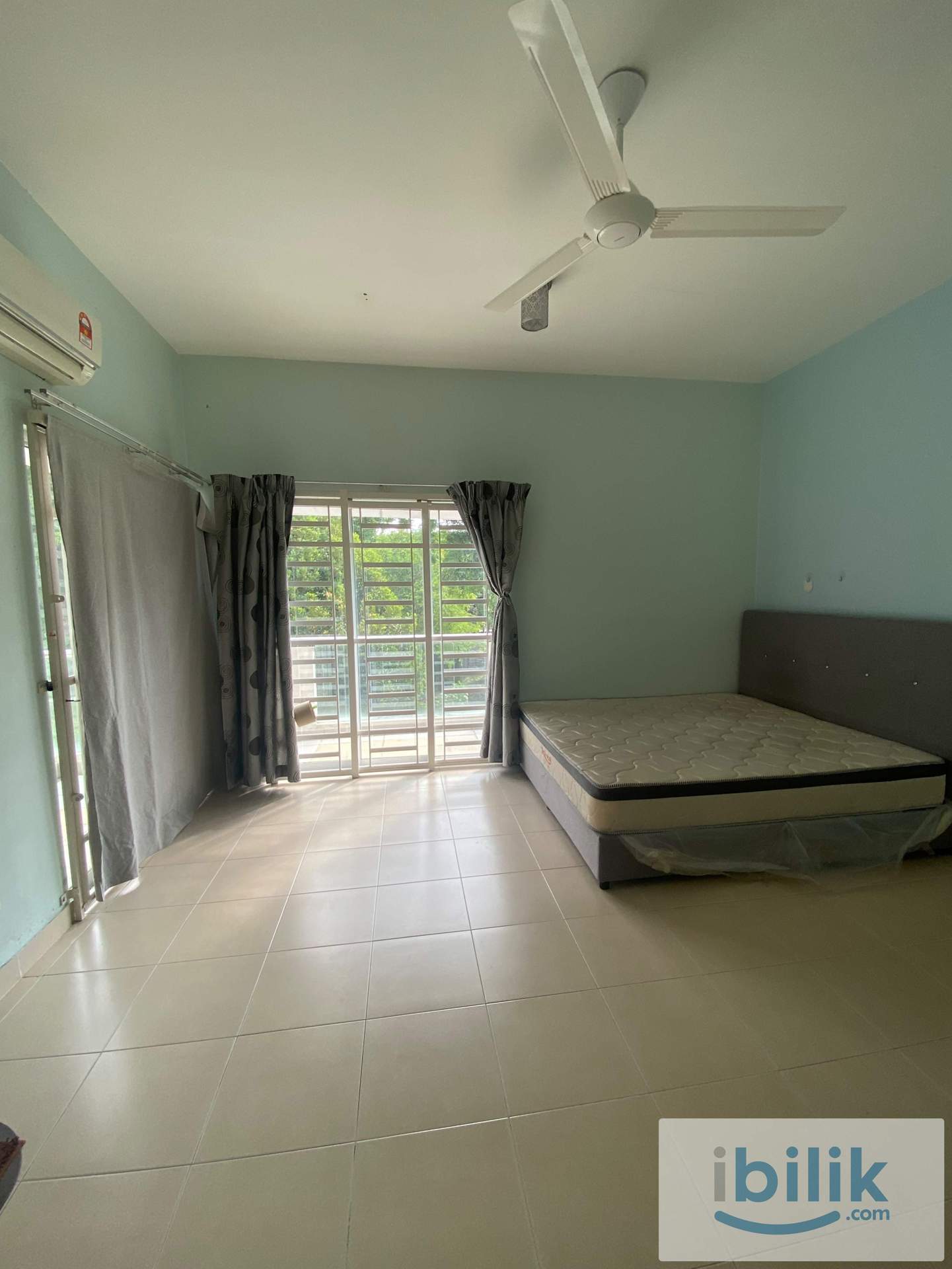 Fully Furnished Master Room with Balcony for Rent @ Bayan Lepas - Image 2