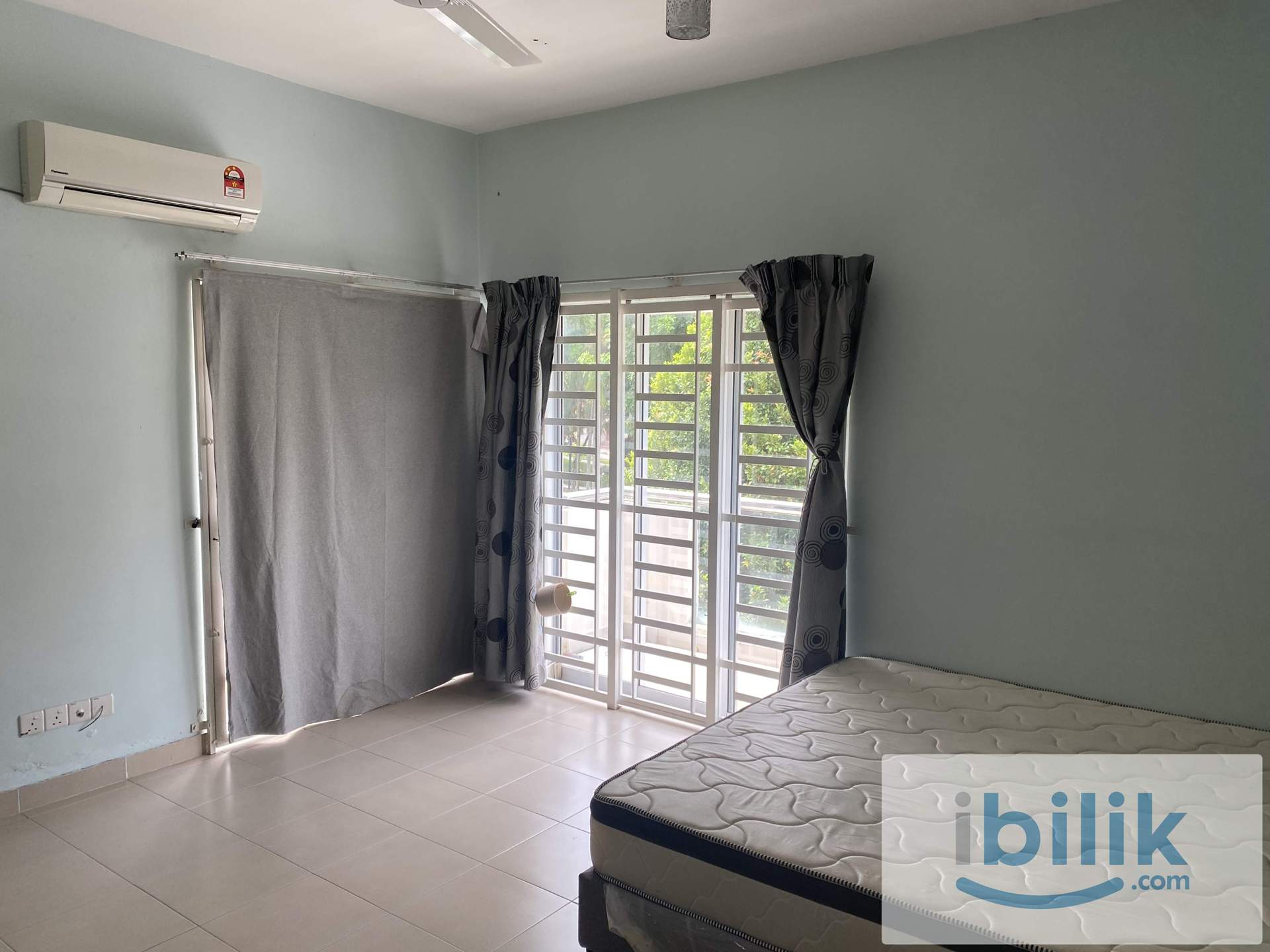 Fully Furnished Master Room with Balcony for Rent @ Bayan Lepas - Image 4