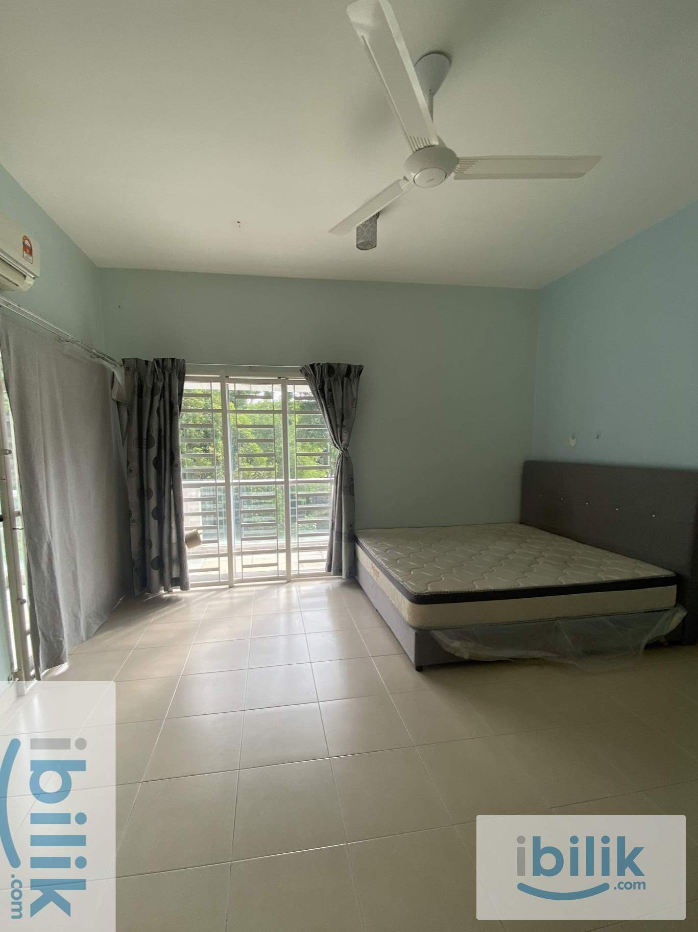 Fully Furnished Master Room with Balcony for Rent @ Bayan Lepas - Image 5