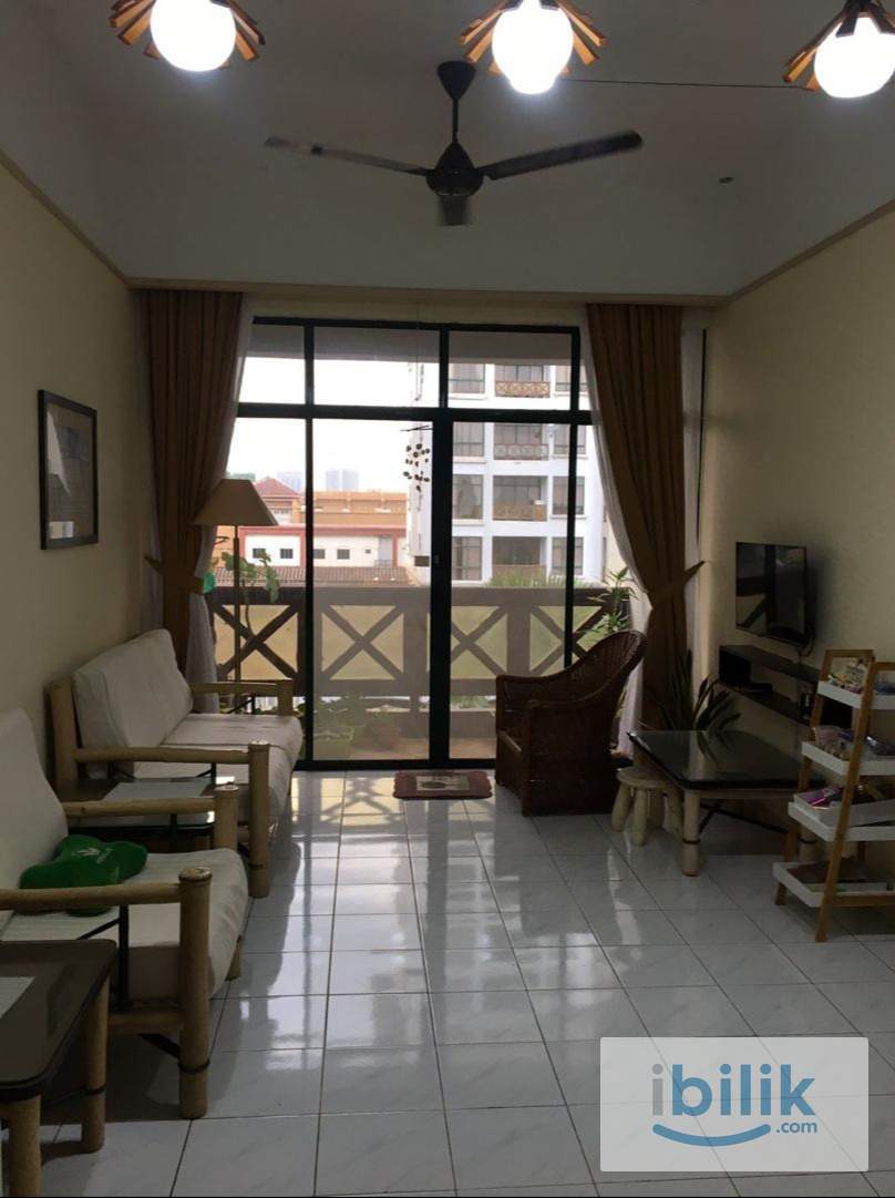 Costa Mahkota | Mahkota Melaka Master Room - Image 2