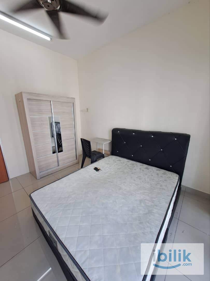 [Female Unit] Big Balcony Room Available Now at OUG Parklane - Image 1