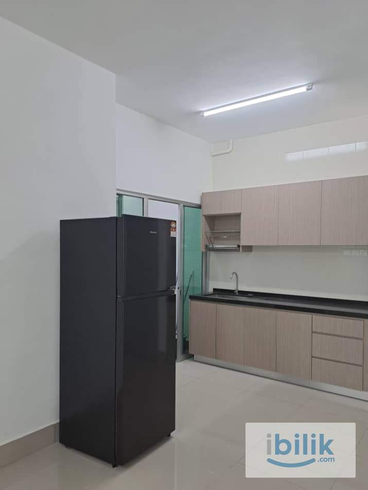 Big Master Bedroom Female (razak City) - Image 2