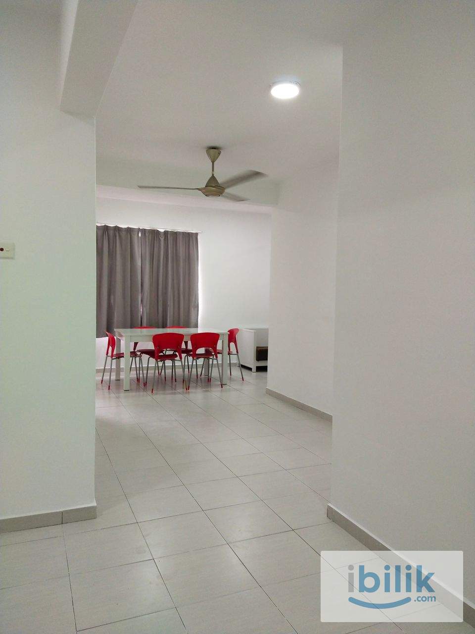 South city Academia , Block A, Condo 3 rooms, walking distance to MRT serdang raya, shuttle bus to UPM and APU - Image 2