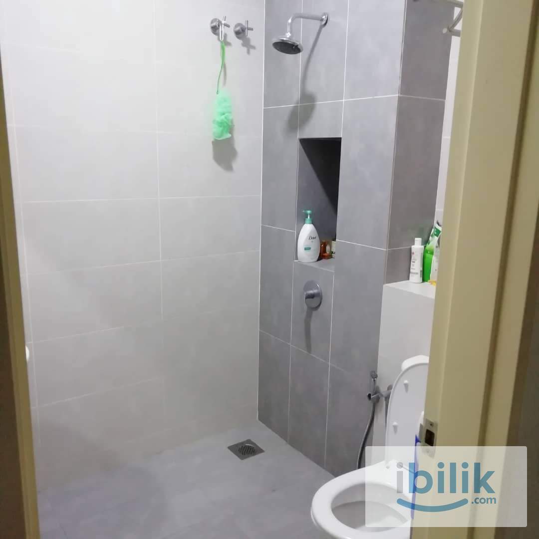 Setia Utama 2, Landed House Air cond Mid Room for rent , Setia Alam, Selangor - Image 2