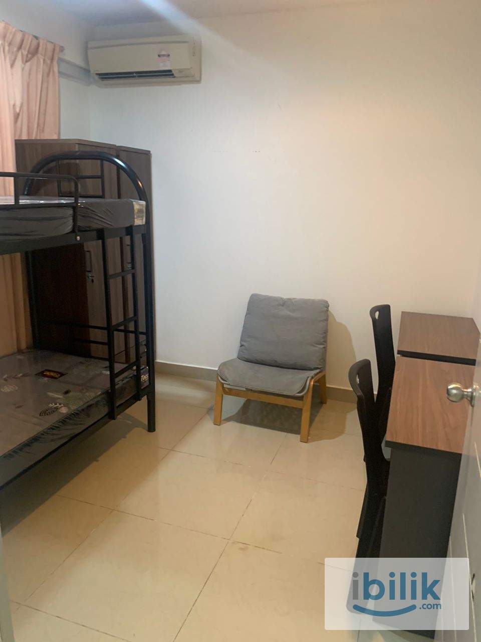 Big Twin Room at Menara U2, Shah Alam,3 min WALKING DISTANCE TO MSU & AEON SHAH ALAM - Image 1