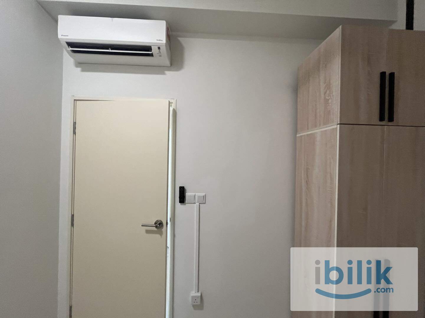 Single room / walking to MRT / UPM  - Image 3