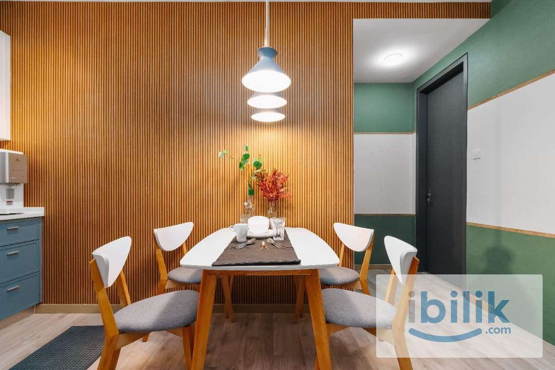 Female Balcony Room For Rent @Emporis Kota Damansara  - Image 9