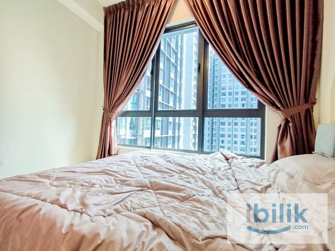 Female Room For Rent @Near MRT  - Image 1