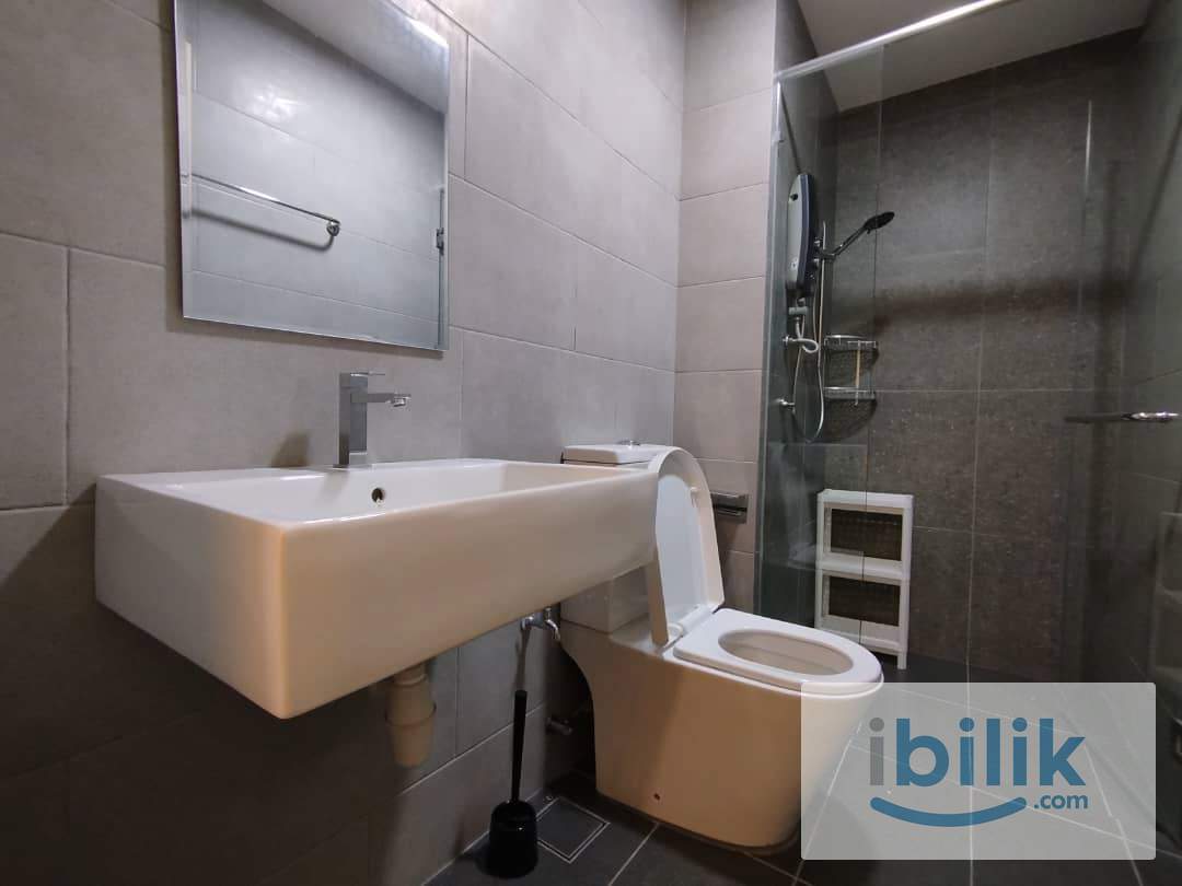 Female Room For Rent @Near MRT  - Image 6