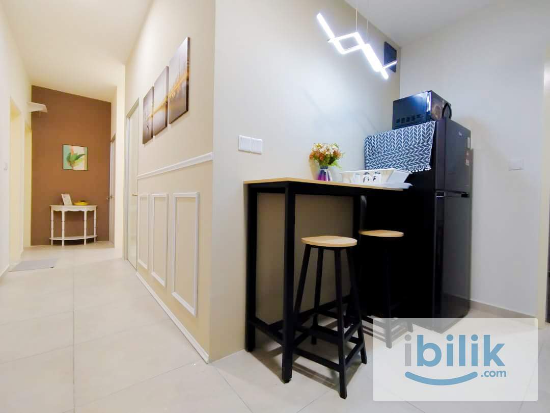 Female Room For Rent @Near MRT  - Image 9