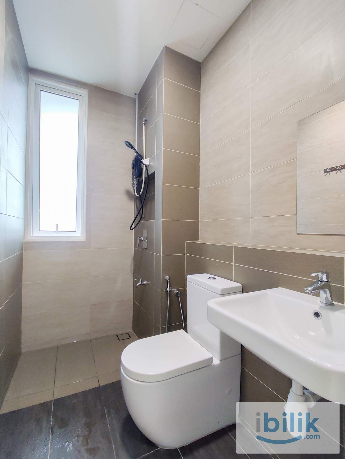 Single Room Mix Unit Near MRT KLCC - Image 5