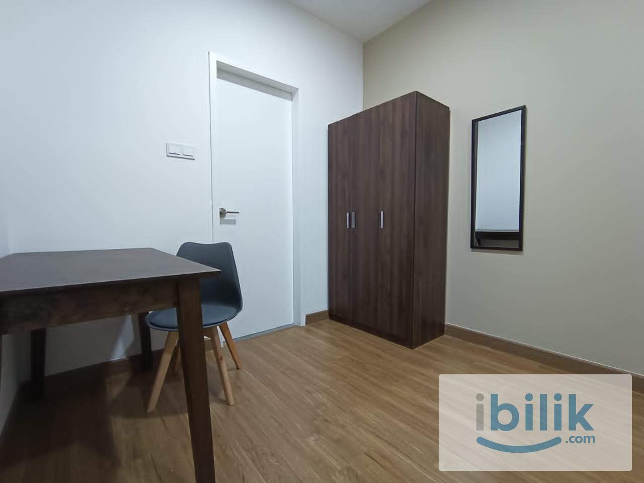 Male Masterbedroom For Rent @Ara Damansara , LRT Ara Damansara  - Image 1