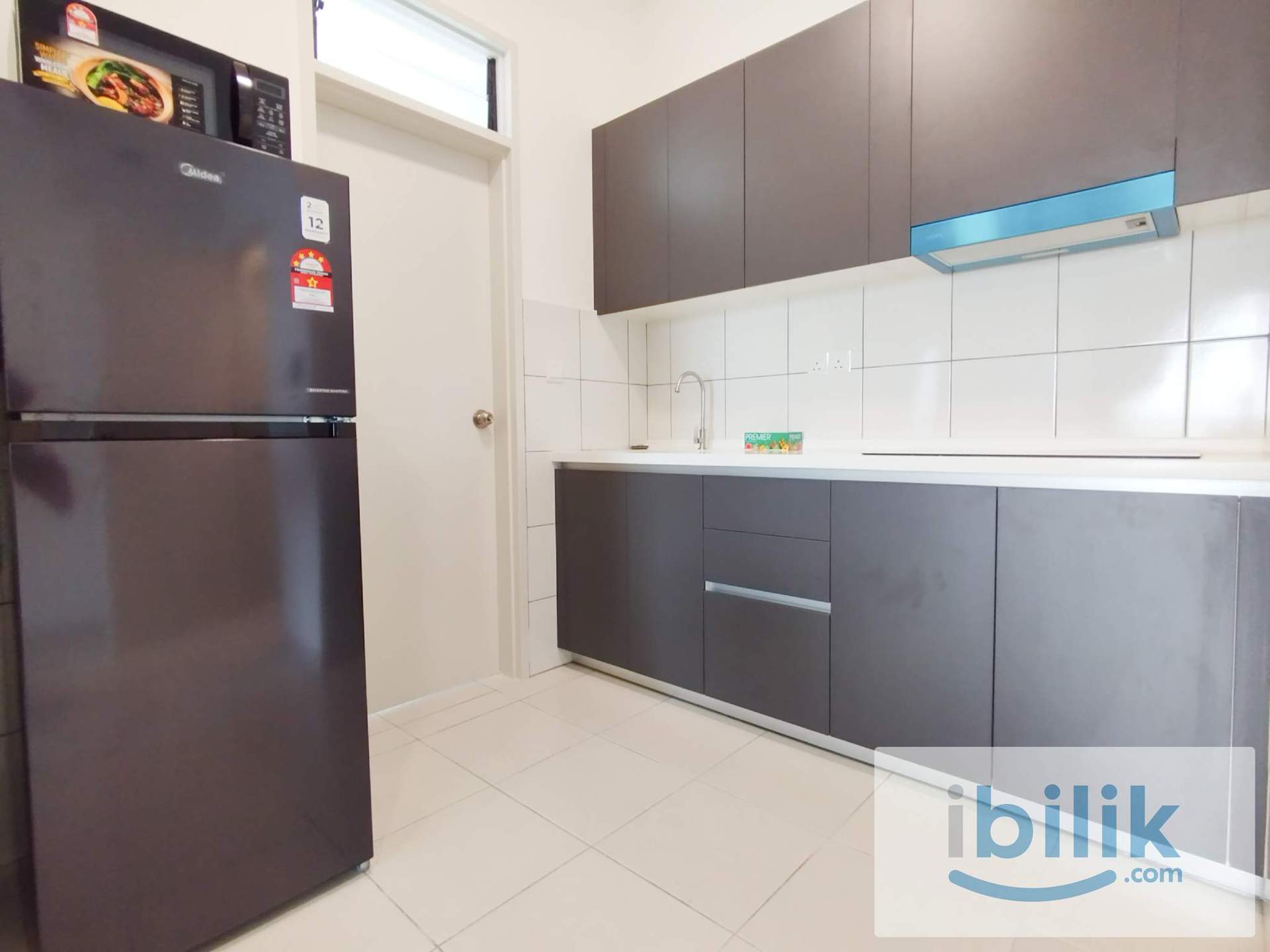 Female Middle Room For Rent @LRT Salak Selatan  - Image 8