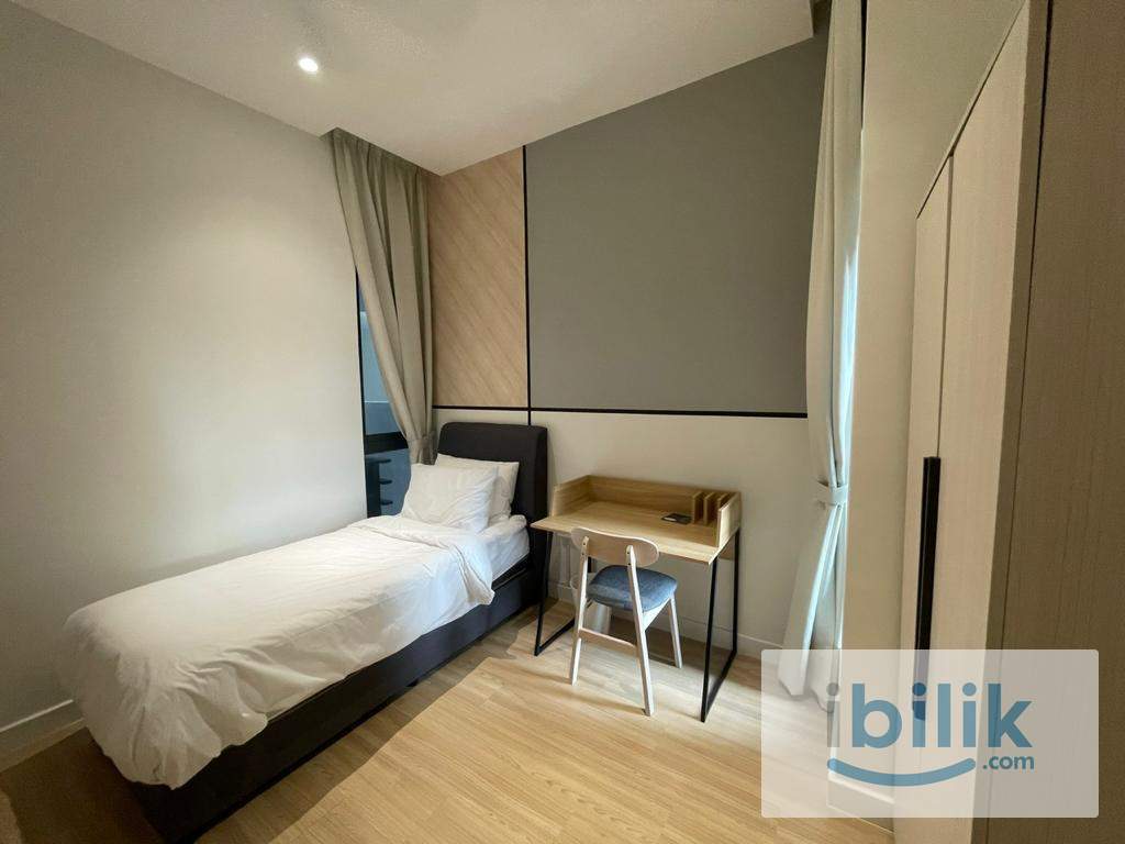 Middle Room For Rent @MRT Kepong  - Image 1