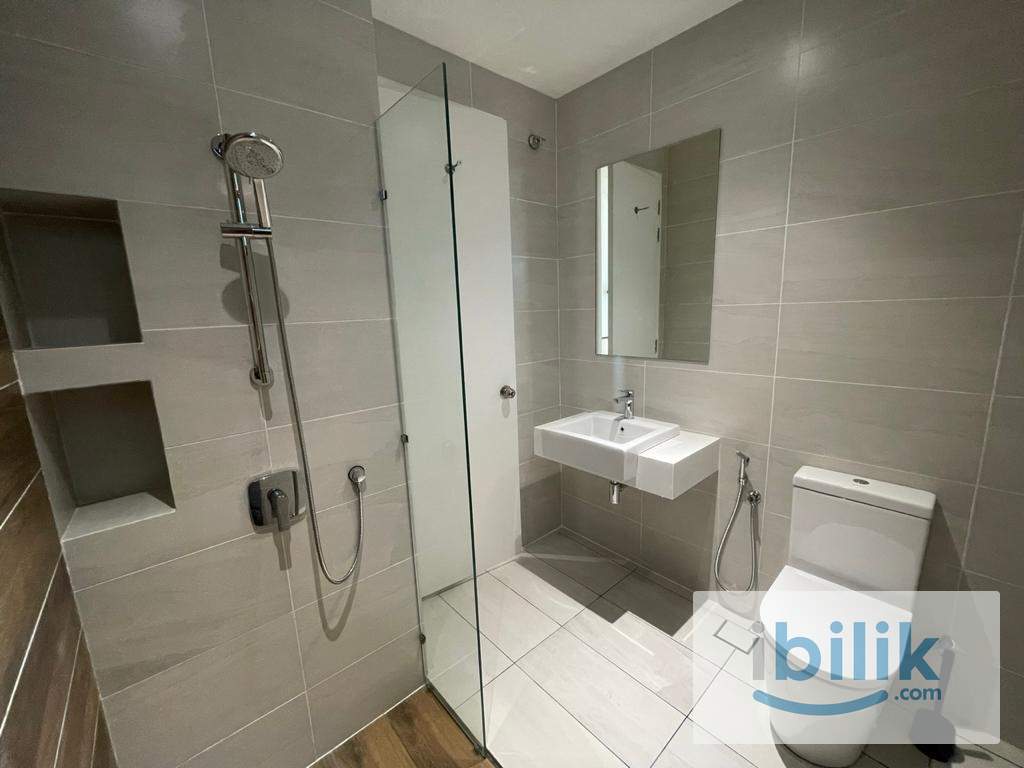 Middle Room For Rent @MRT Kepong  - Image 4