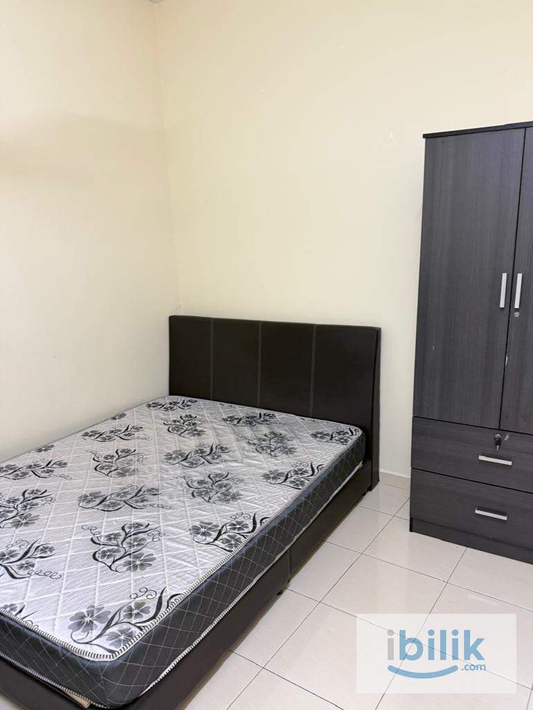 Master Room to Rent - Image 1