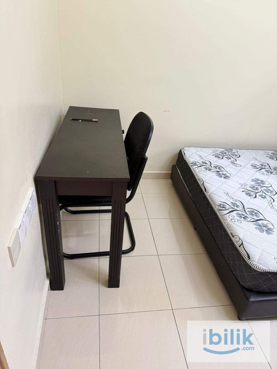 Master Room - Image 3