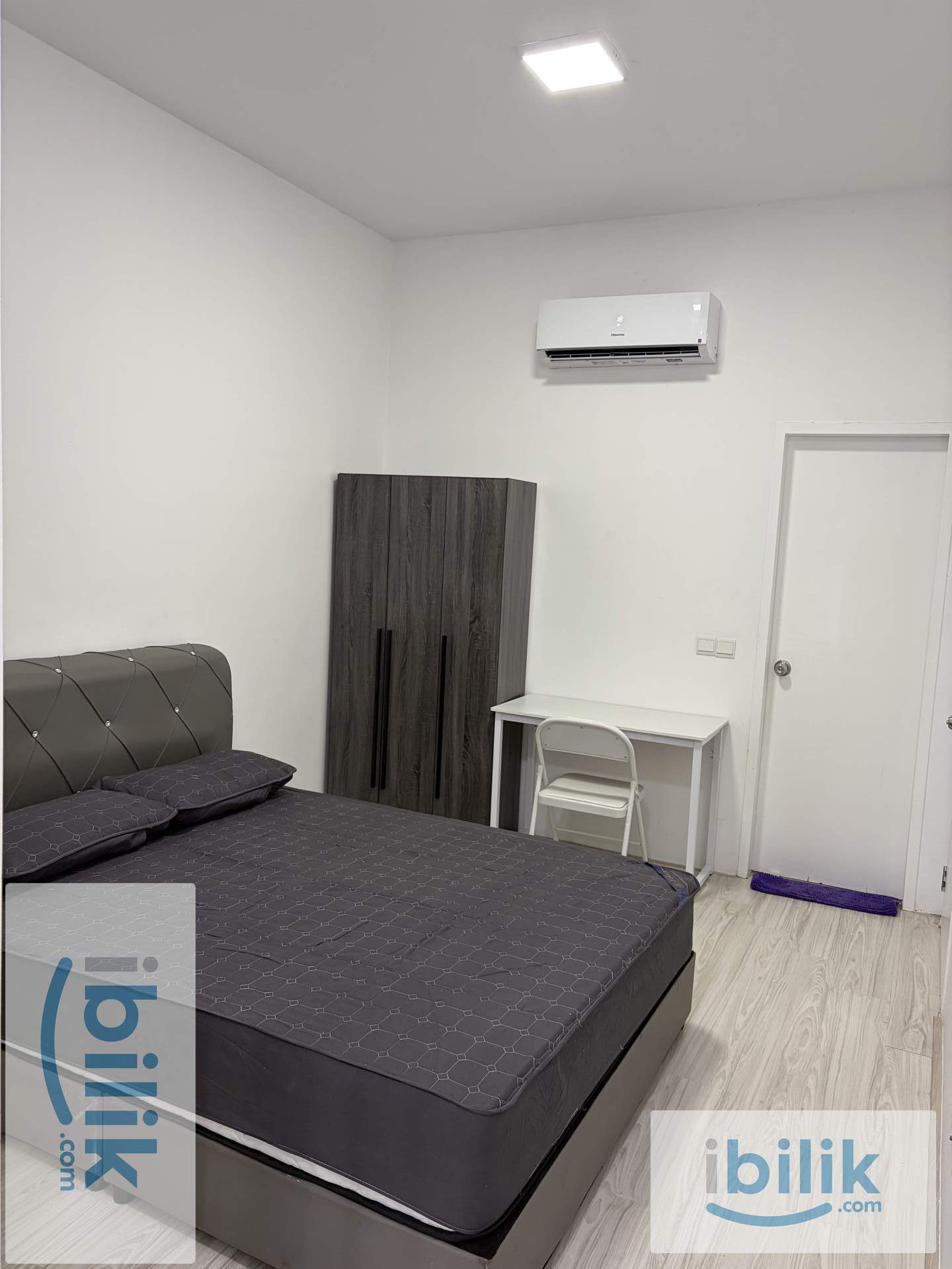 Master Bedroom - Image 3