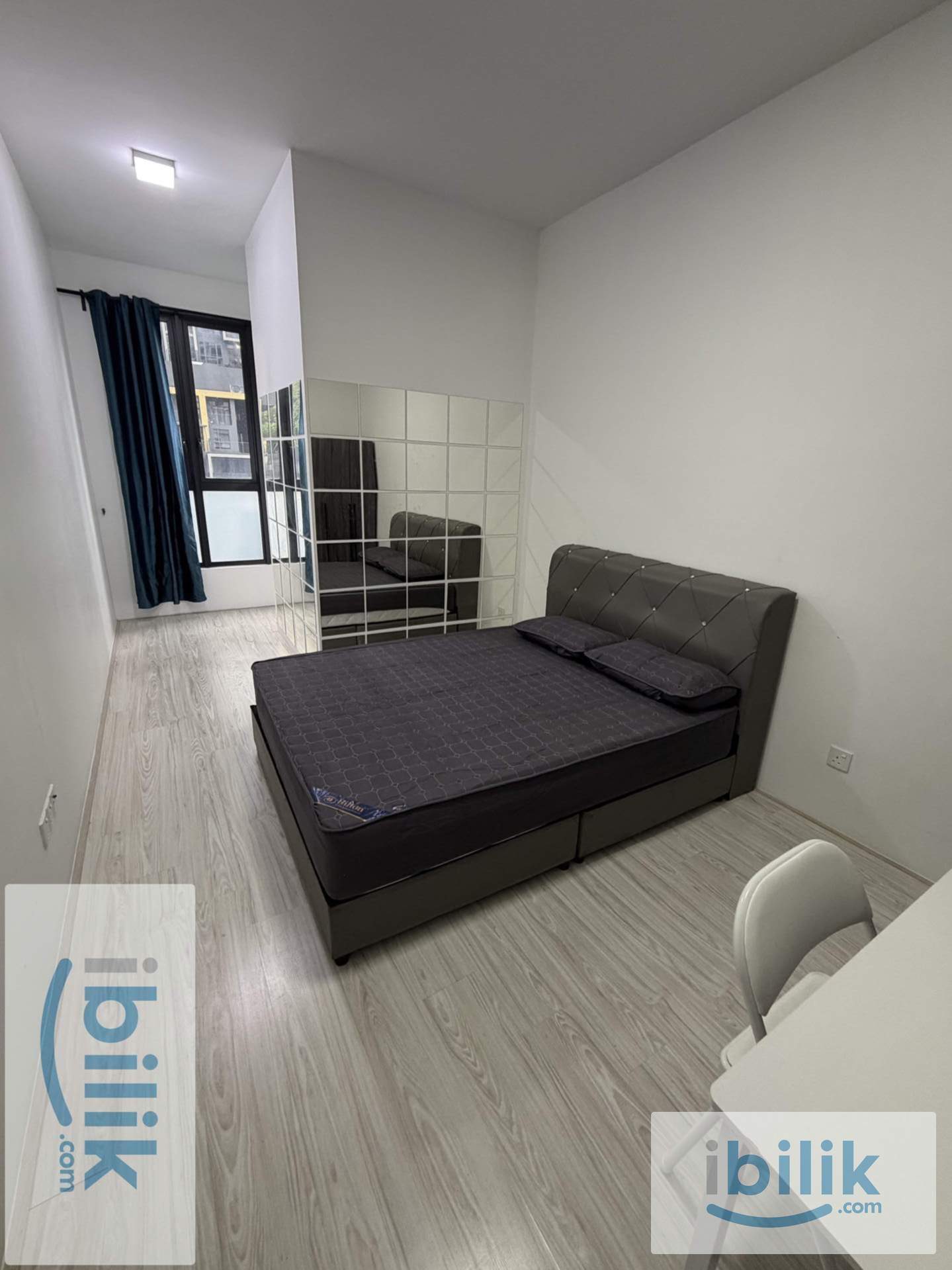Master Bedroom - Image 4