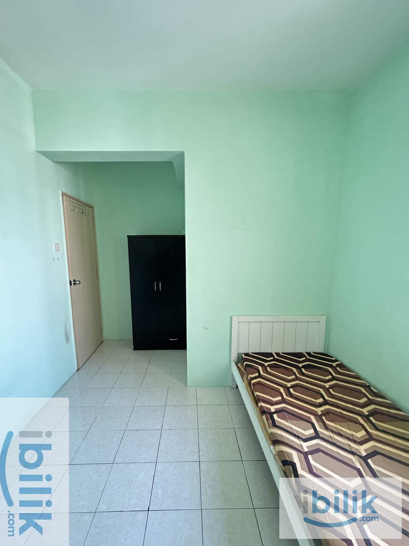Room To Rent - Image 7