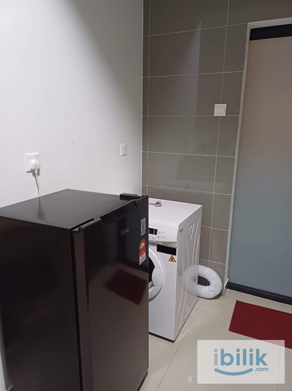 URGENT: Medium Room for SINGLE - Image 3