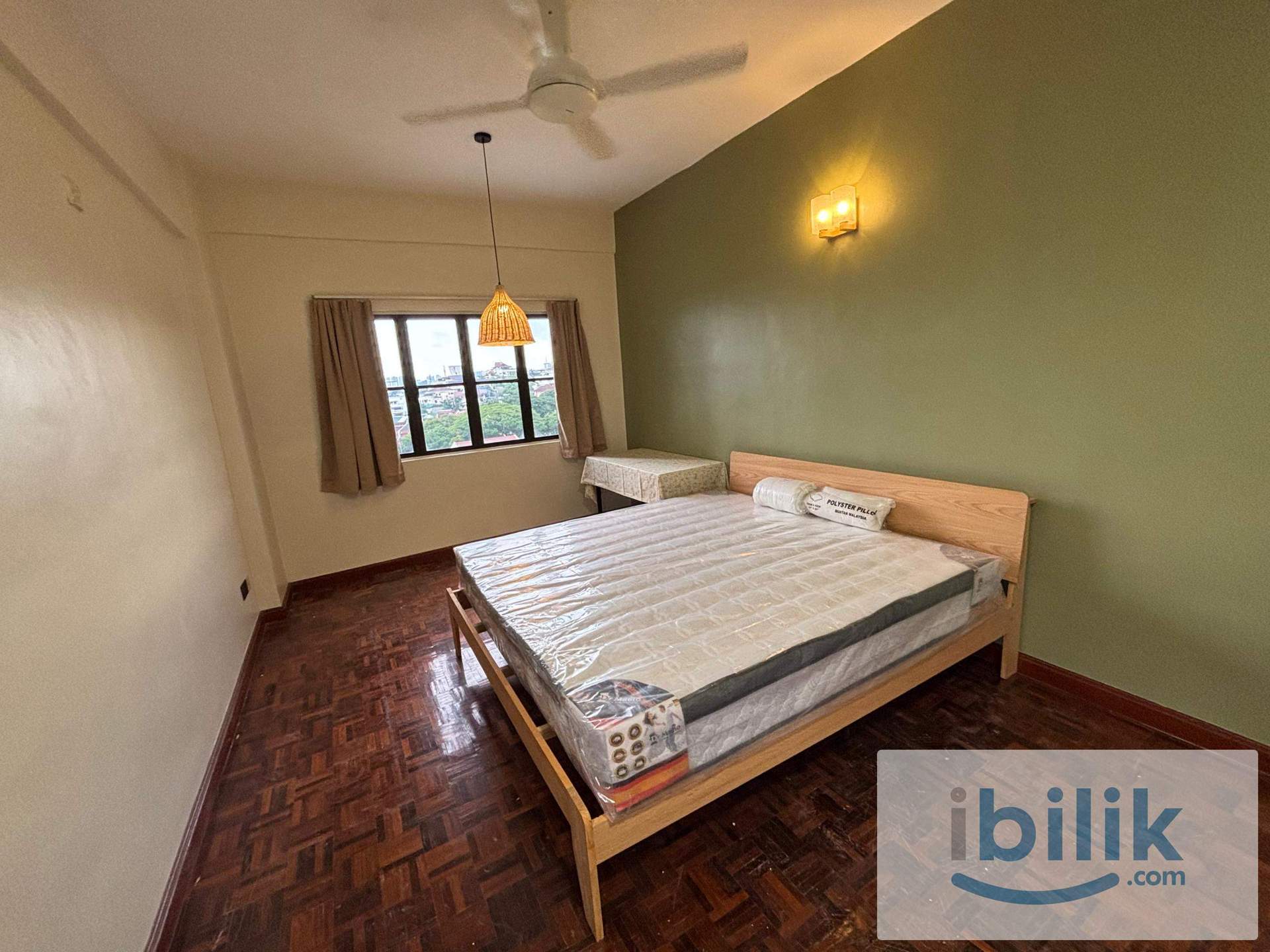 Cozy Master Rooms for Rent @ Tiara Faber, Taman Desa – King size bed (Chinese Female Only) - Image 2