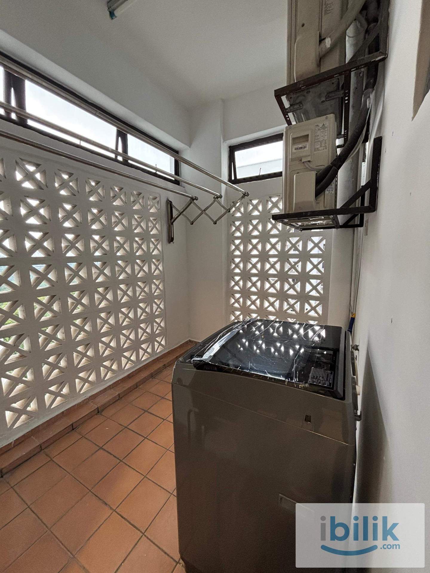 Cozy Medium Rooms for Rent @ Tiara Faber, Taman Desa – Near Midvalley (Chinese Female Only) - Image 9