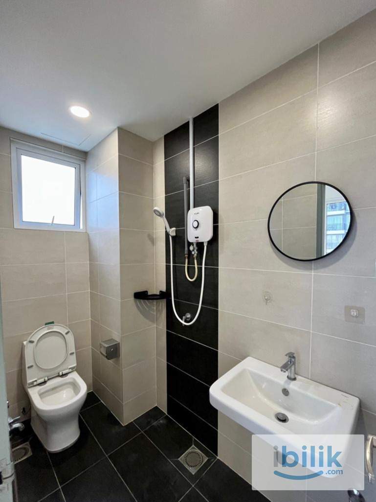 (Female) Master Room for rent !  - Image 3