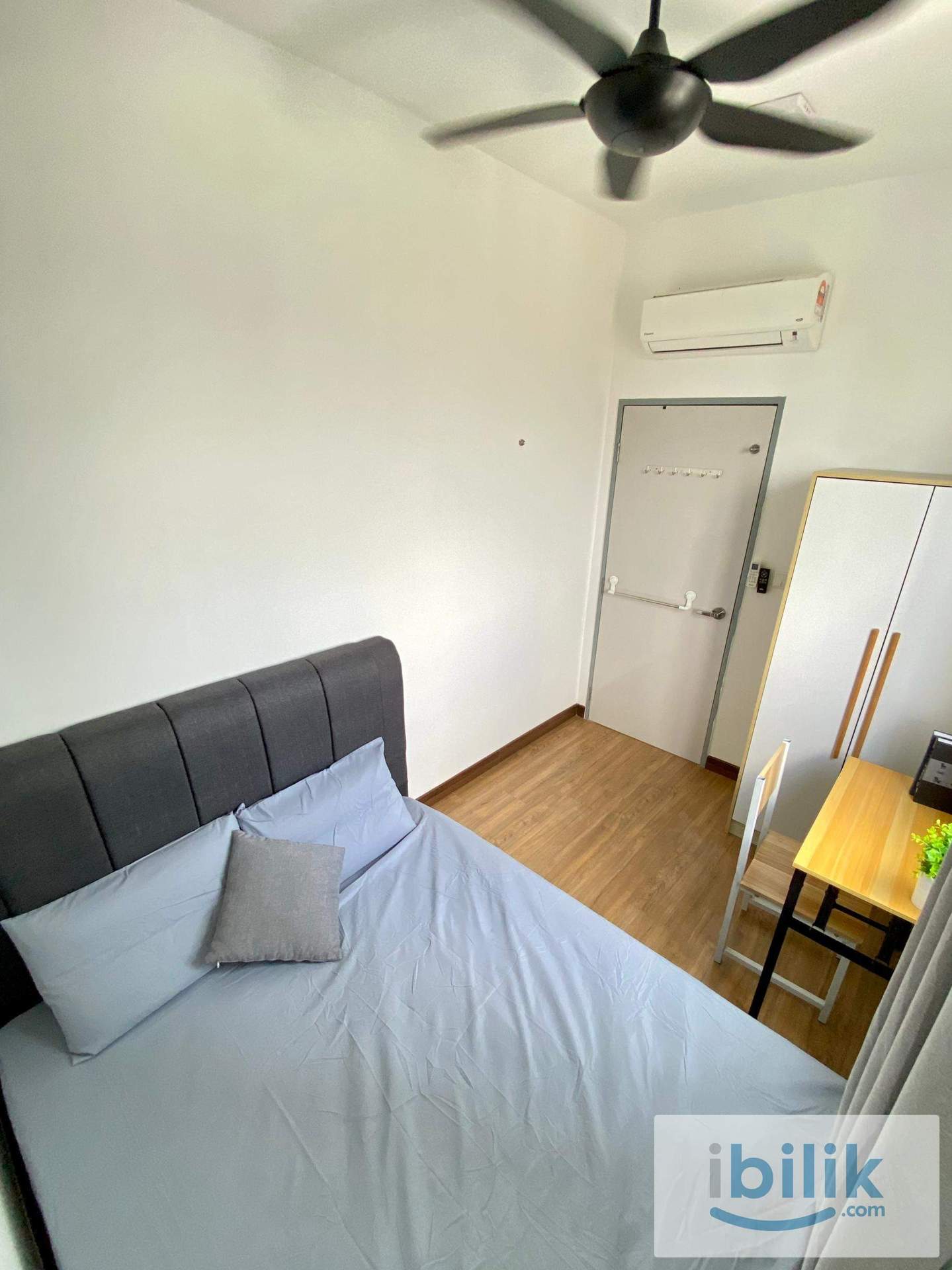Medium Room for rent !  - Image 1