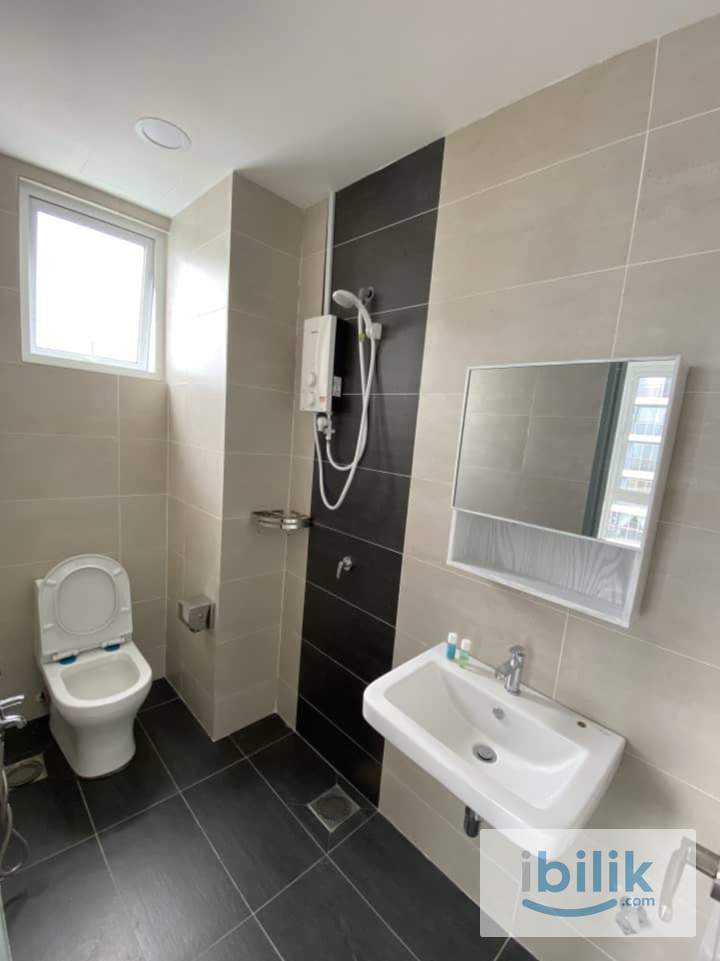 Medium room for rent at pinnacle sri petaling ! - Image 2