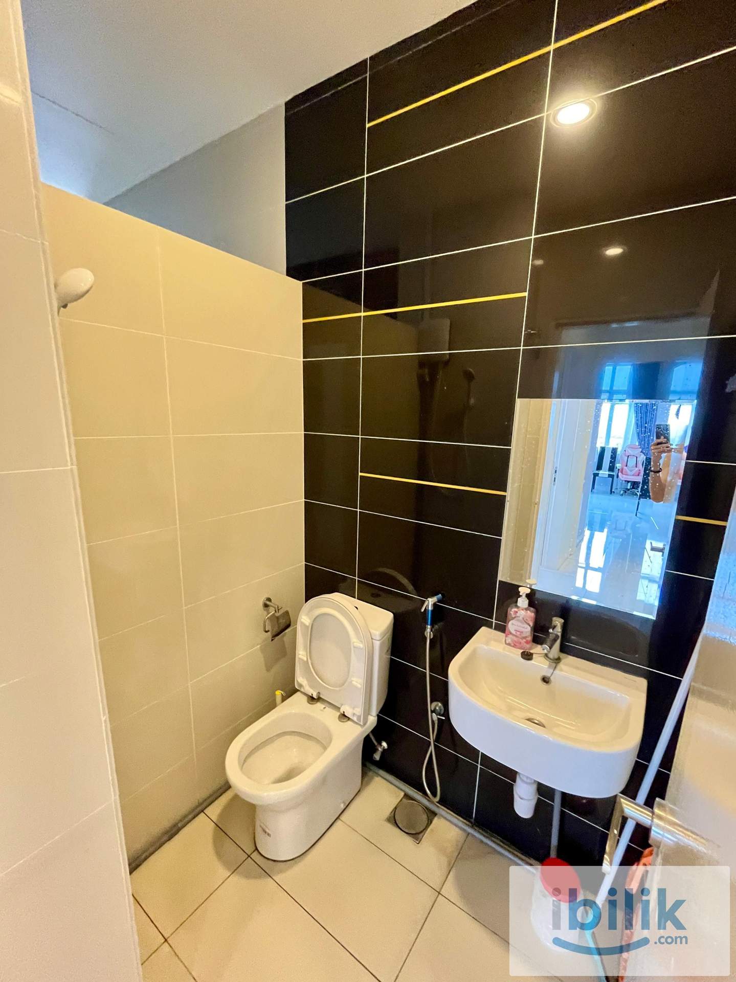 🏡 Single room with balcony at Puchong Skypod ! 🏡 - Image 2