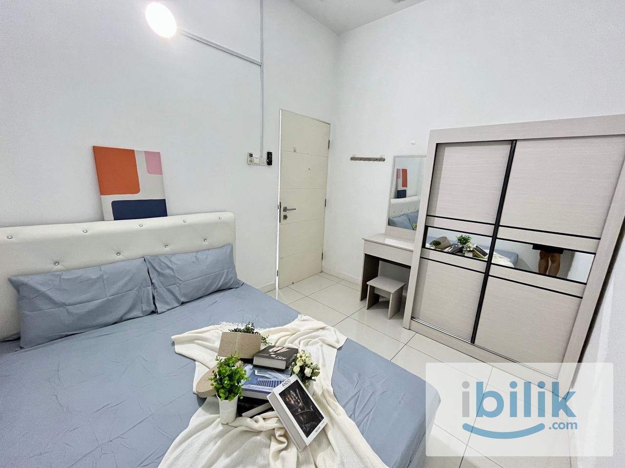 Female Unit ! Medium room for rent at skypod !  - Image 1