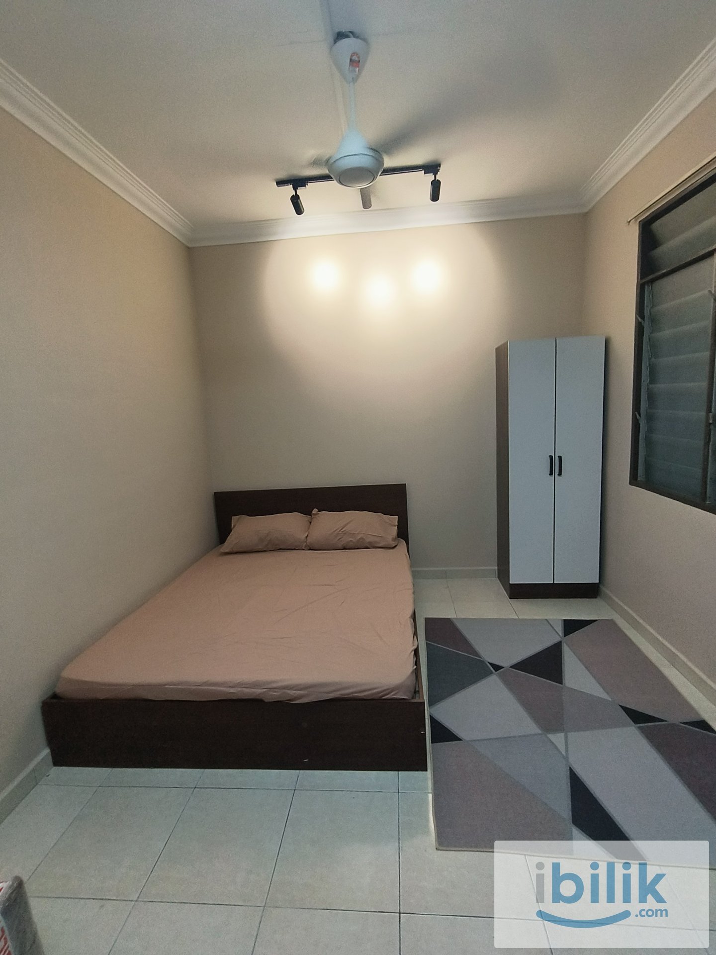 Fully Furnished Medium Room  - Image 2