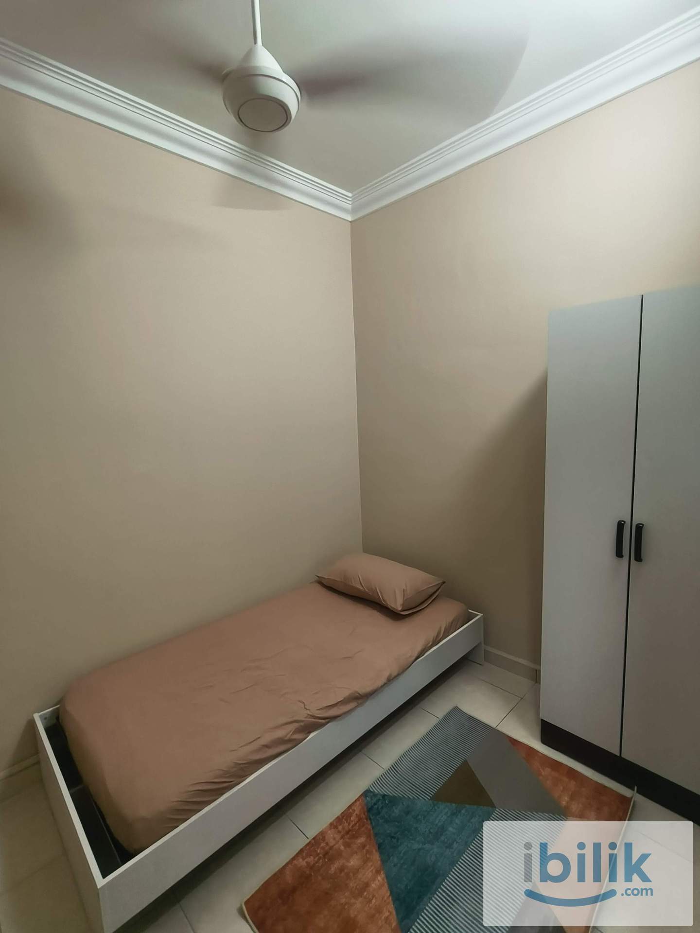 Fully Furnished Small Room  - Image 1