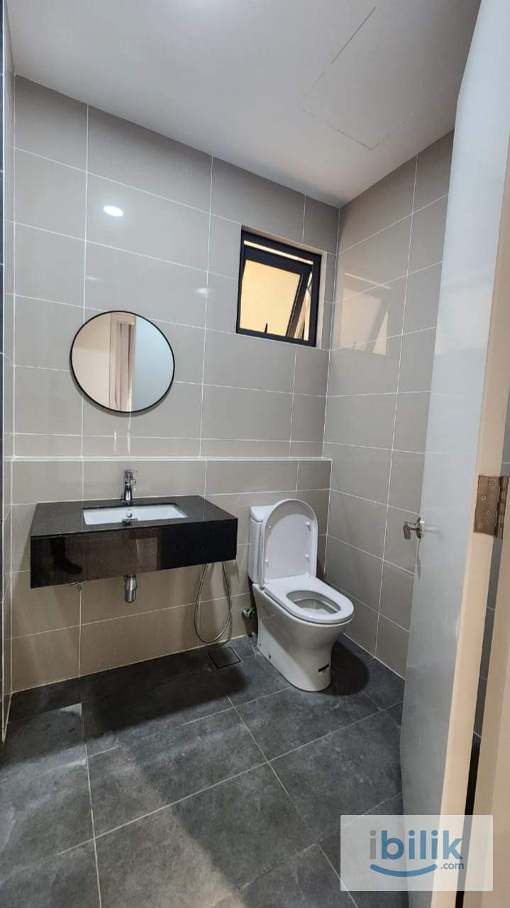 Whole Unit - The Maple Residences OUG - Image 3