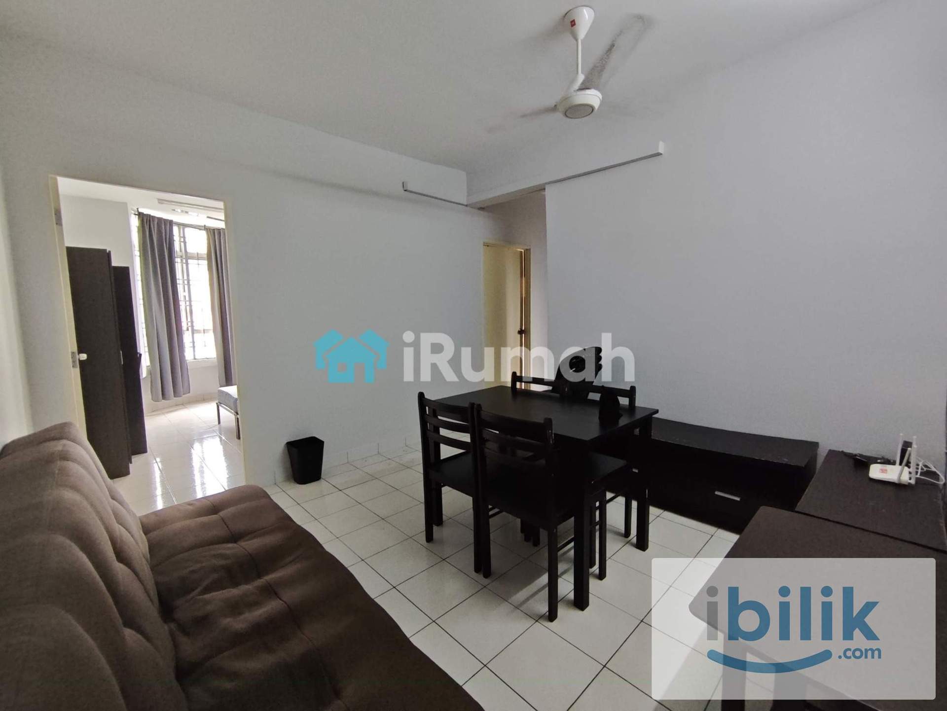 Middle Room - Image 3