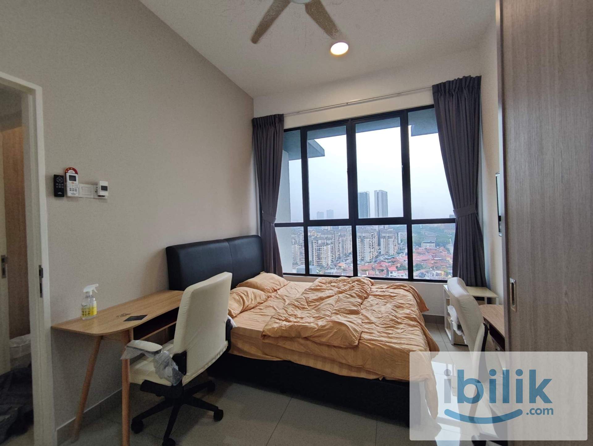 Master Room - Image 3