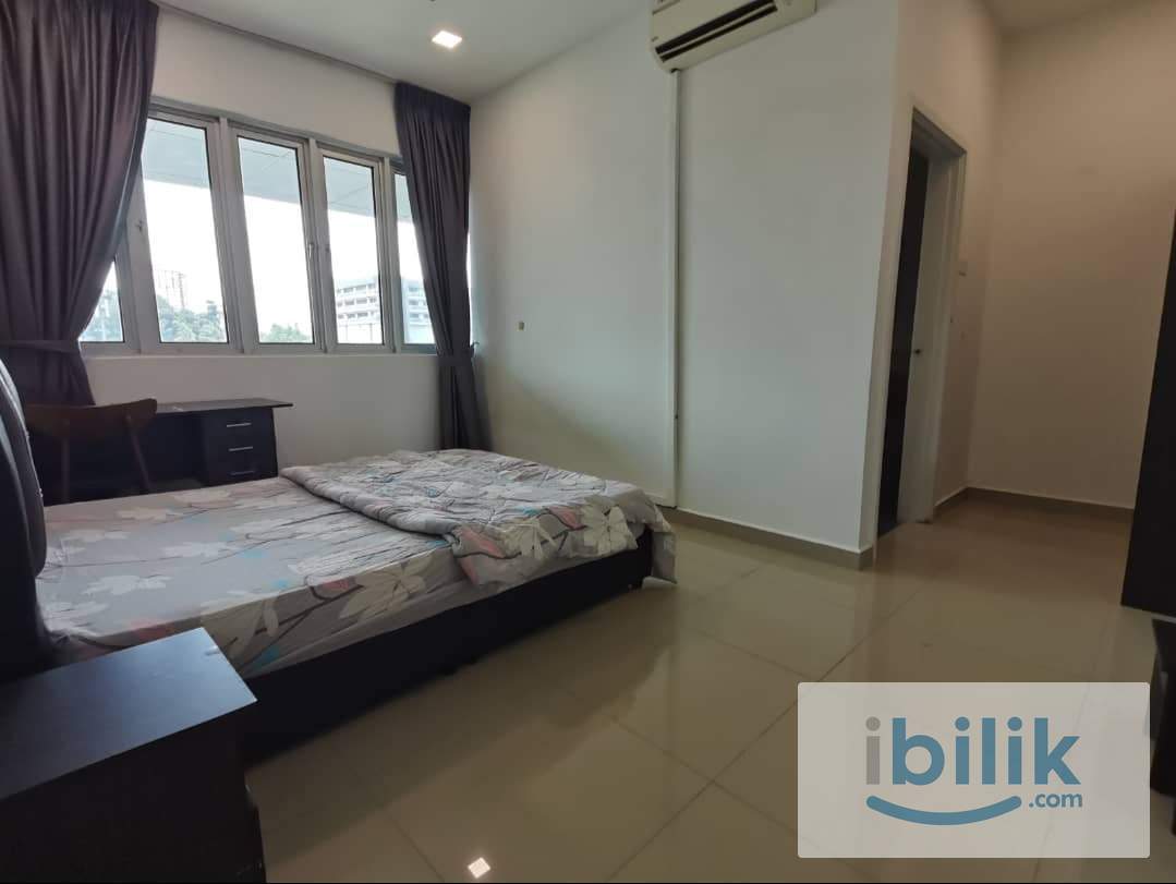 Master Room at VERVE Suites, Old Klang Road - Image 6