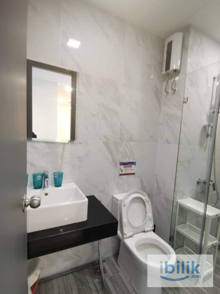 3 mins drive to Segi Uni, 8mins drive to SunwayNexis/Giza/Medical, 5mins walks to Emhub, 15mins walk to MRT - Image 4