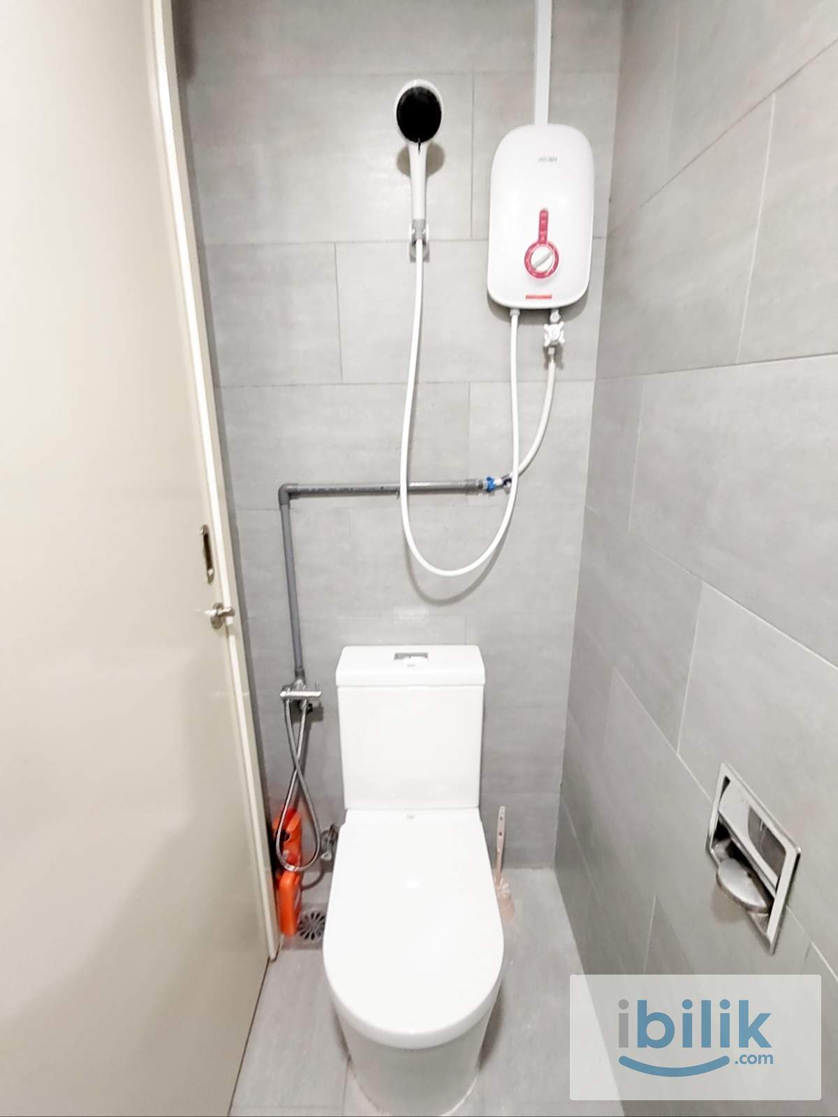 7min walk to Hartamas Shopping mall, 3mins to Solaris/Publika, 5mins to Segambut KTM, Single room  - Image 5