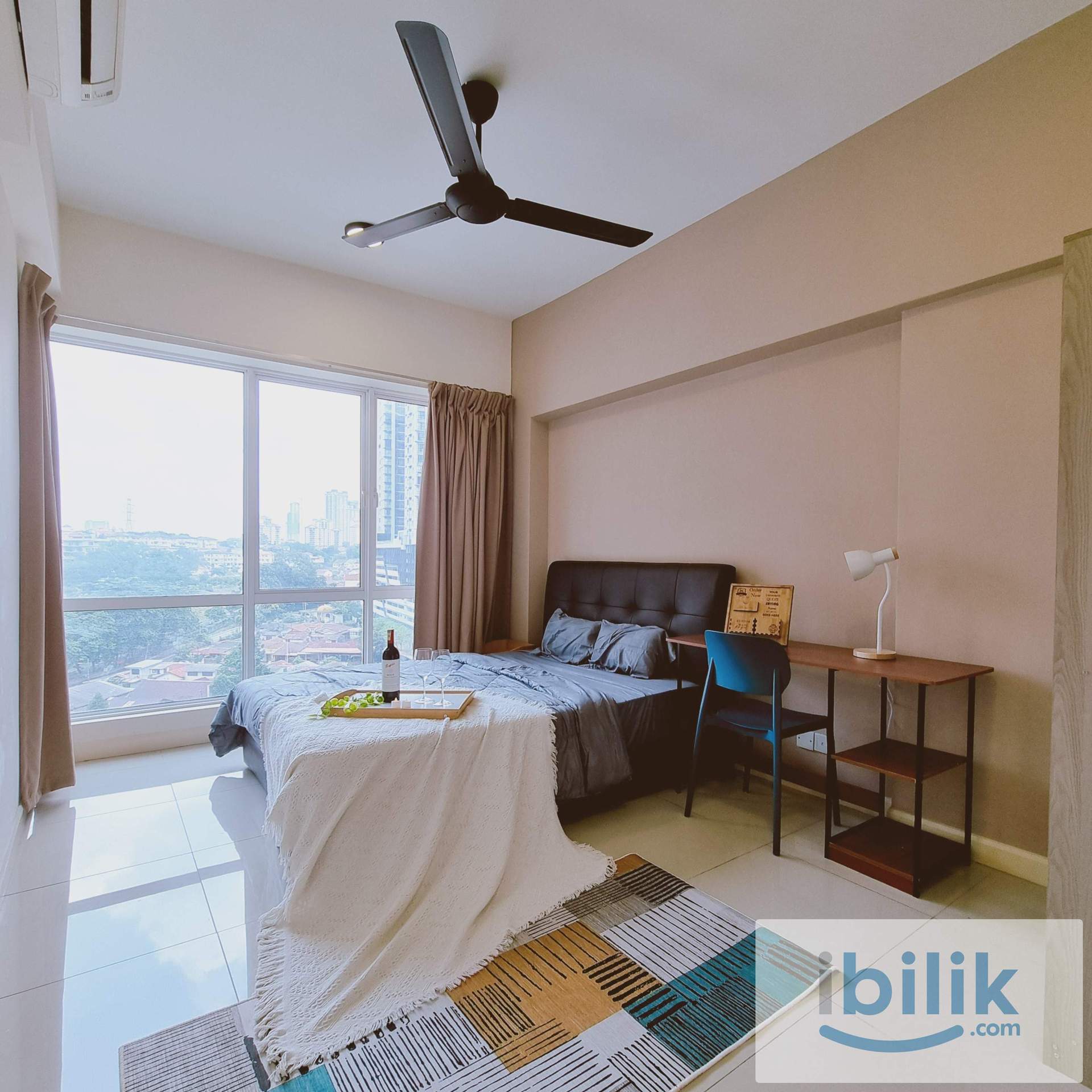 【Female】Big Medium Room Queen Bed RM800 @ Tiara Mutiara OKR, Fully Furnished, included utility.  - Image 1
