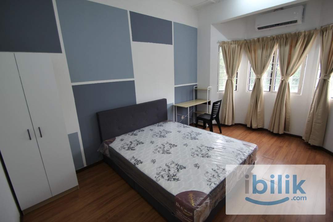 MASTER ROOM NEAR LRT PUCHONG PRIMA ! LANDED HOUSE  - Image 4