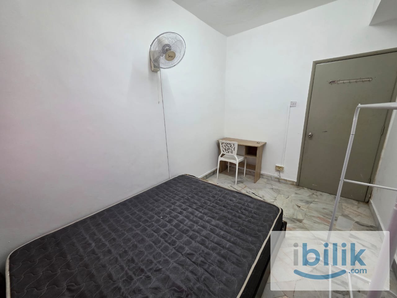 🚗 10 mins to AEON Mall Shah Alam-One month deposit 🌈 MASTER / MEDIUM / SINGLE Room Rent at Shah Alam - Image 2