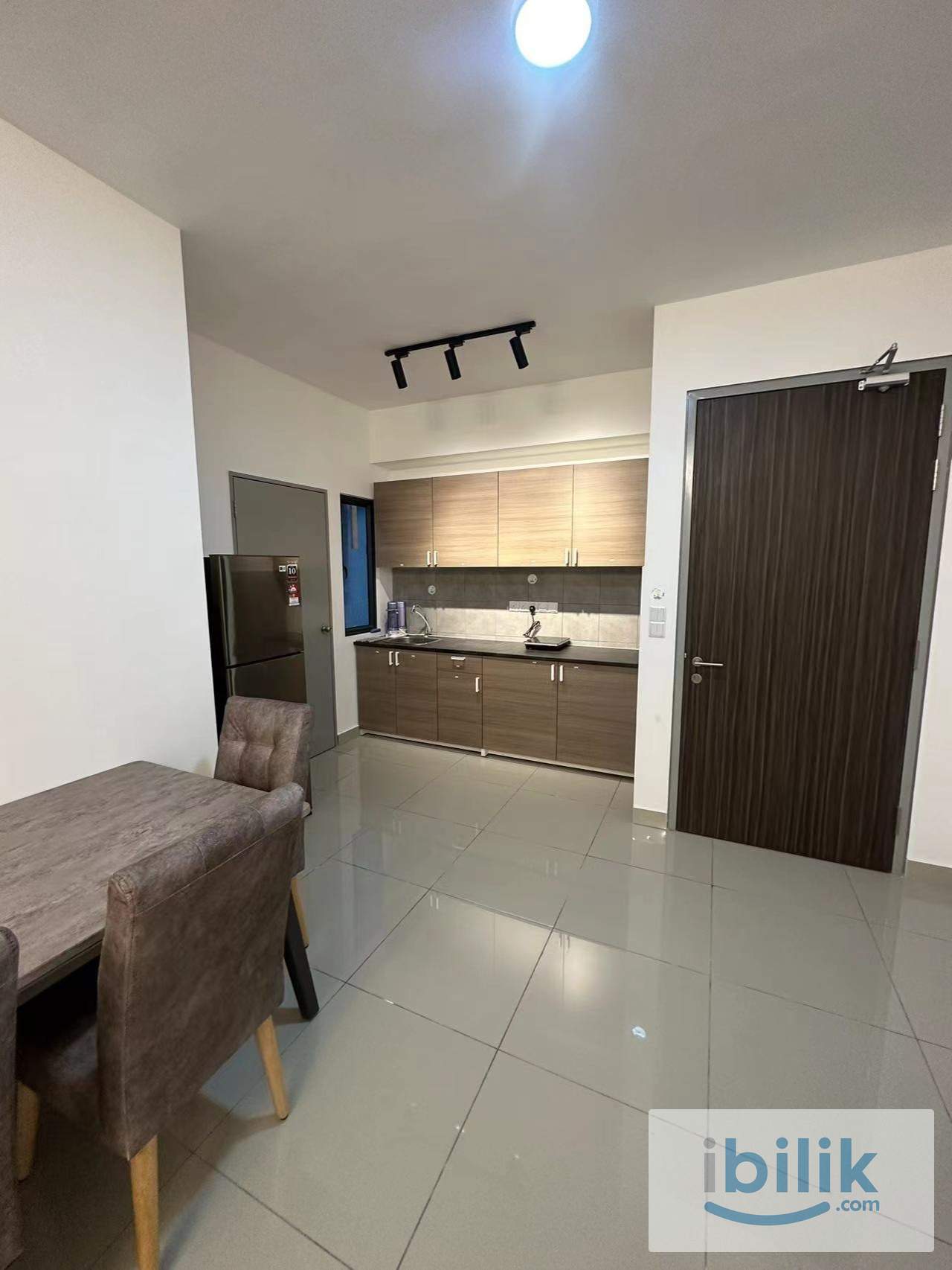 Master Room @ M Vertica Cheras Maluri 10 mins Walk To LRT & MRT - Image 6